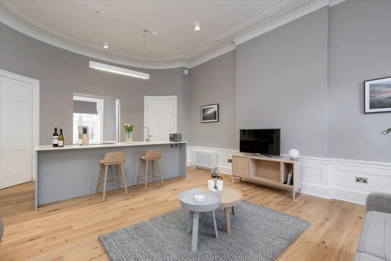 Joivy Spacious And Bright 1Bed Apt, Short Walk From Princes Street Edinburgh United Kingdom